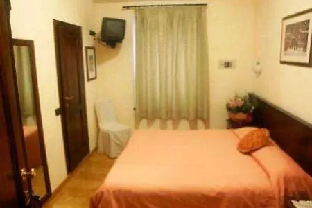 호텔 Hotel Collina San Sisto 3*